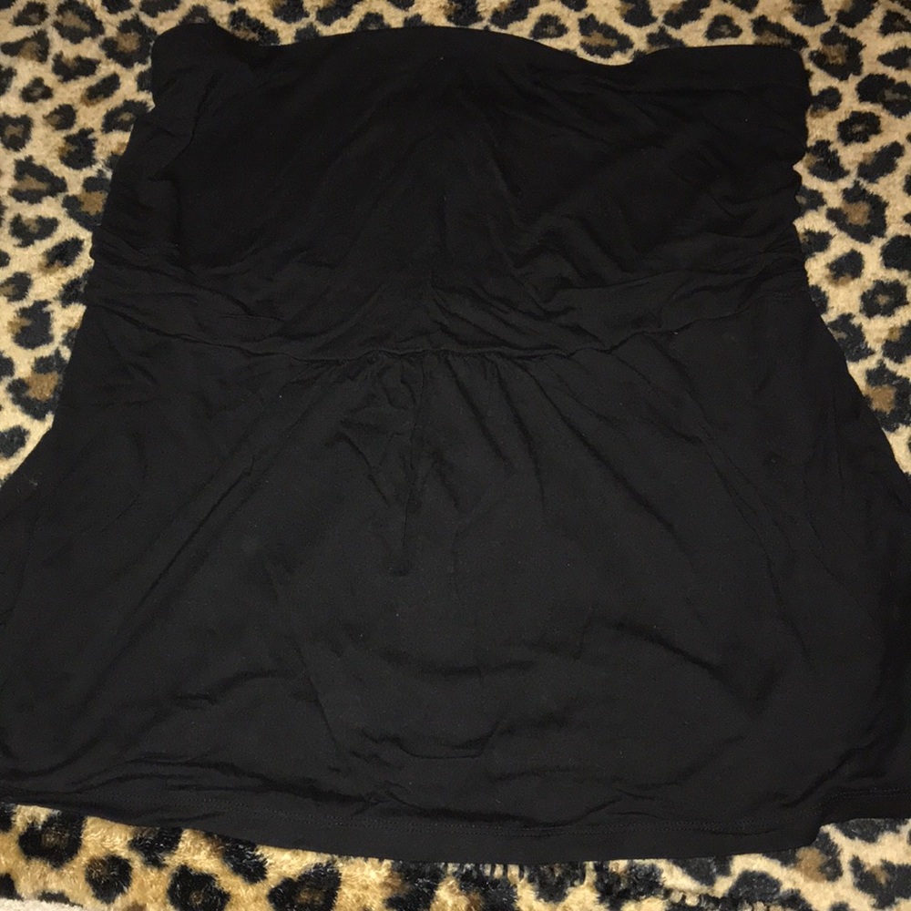 Black Old Navy tube top, 2x